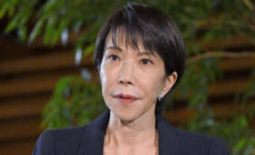 МИД КНР отказался комментировать угрозу консула «отрубить голову» премьеру Японии