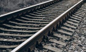 Латвия может разобрать железную дорогу на границе с Россией