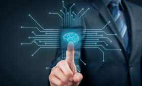 Эксперт Сафонов: основная занятость сосредоточена в сферах, где ИИ не может заменить людей