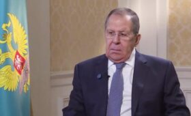 Лавров: Россия не побежит садиться за стол переговоров с Европой