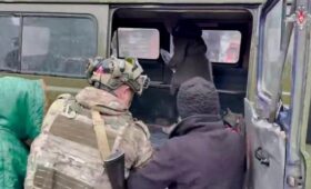 Бойцы РФ эвакуировали мирных жителей из Волчанска Харьковской области