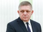 Премьер Словакии предложил поддерживающим Украину студентам пойти воевать