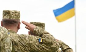 В ЕК предложили разместить украинских военных у границ России после СВО