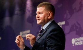 Алаудинов допустил, что на место Зеленского могут поставить Залужного