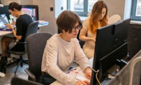 Психолог Евстигнеев: эффект Хоторна в работе краткосрочен и вызывает большой стресс