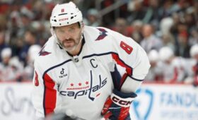 «Вашингтон» обыграл «Каролину» в НХЛ благодаря 901-й шайбе Овечкина