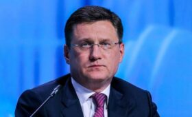 Новак: цены на топливо в РФ снизились после выхода НПЗ из ремонтов