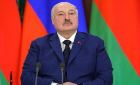 Лукашенко предупредил Зеленского, что его могут снять с должности