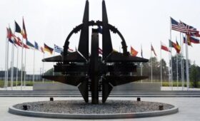 В МИД РФ заявили, что НАТО готовится к блокаде Калининградской области