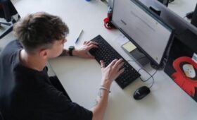 Юрист Шайдуллина: при принуждении к увольнению можно записать разговор