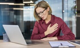 Психолог Самбурский: у недовольных работой – 40% риск сердечно-сосудистых заболеваний