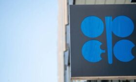 Страны ОПЕК+ подтвердили принятые решения об уровнях добычи нефти до конца 2026 года