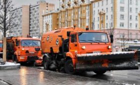 Городские службы Москвы переведены в режим повышенной готовности из-за непогоды