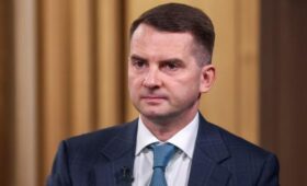 Депутат Нилов: официальный перечень профессий будет актуализирован в РФ с 1 января