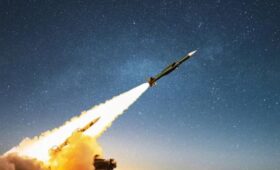 Yonhap: КНДР запустила ракеты во время визита Хегсета в демилитаризованную зону