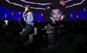 Москва онлайн покажет закулисье первого в России полнокупольного спектакля «Коперник»