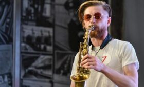 Свыше 2 тысяч заявок поступило на участие в проекте «Музыка в метро»