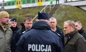 Туск потребовал у Зеленского сведения об украинцах, замешанных в диверсии в Польше