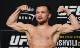 Боец ММА Ян завоевал титул UFC в легчайшем весе