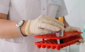 Роспотребнадзор опроверг данные о тестировании прибывших из Чехии на гепатит