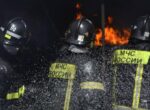 Пожар в ангарах со стройматериалами в ТиНАО потушен