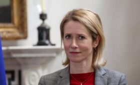 Эстонский суд обязал Каллас публично извиниться за ложь в соцсетях