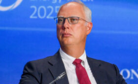 Дмитриев заявил, что высшие дипломаты ЕС паникуют