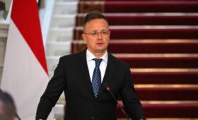 Сийярто предрек крах европейской экономики при конфискации активов РФ