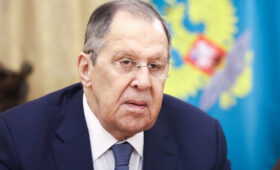 Лавров заявил, что Зеленский не проявляет готовности к конструктивным переговорам