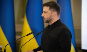 Зеленский не признал атаку дронов ВСУ на резиденцию Путина