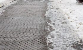 Желтый уровень опасности продлен в Московском регионе из-за гололедицы