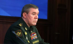 Герасимов заявил, что европейские лидеры затягивают конфликт на Украине