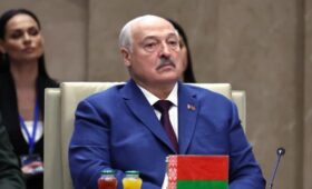 Лукашенко заявил, что продолжение конфликта грозит исчезновением Украины