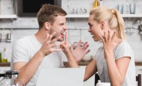 Психолог Леонова: газлайтинг заставляет человека сомневаться в своих мыслях