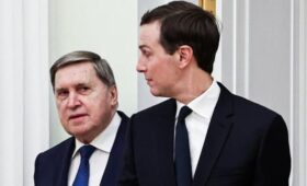 Ушаков допустил, что Кушнер напишет формулировки плана по Украине