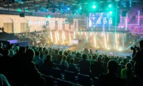 Исторический манеж станет новой площадкой для проведения шоу в «Москино»