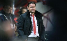 Российские футболисты Аленичев, Тихонов и Ширко внесены в базу «Миротворца»