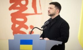 SC: Зеленский намерен использовать кредит ЕС для побега с Украины