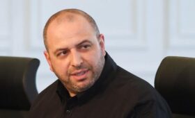 Умеров заявил о продолжении работы по согласованию рамочного решения с США