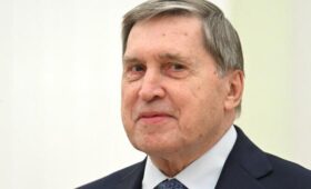 Ушаков ответил на идею Зеленского провести референдум о Донбассе