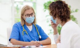 Депздрав Москвы: показатели заболеваемости сезонными вирусами не превышают эпидпорога