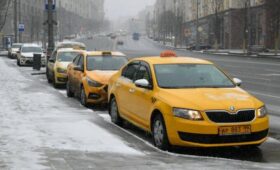 Вице-спикер Чернышов предложил создать зимний сертификат на такси для семей с детьми