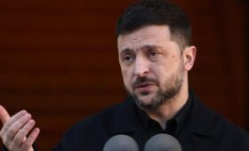 Зеленский потребовал от Запада военную помощь после ударов ВС РФ