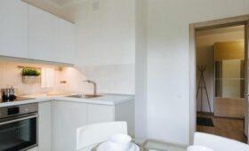 Около 2,5 тыс семей на севере Москвы переехали по программе реновации