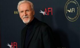 Режиссер Кэмерон высказался против замены актеров ИИ