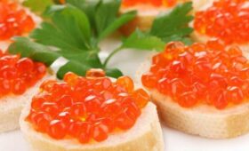 Технолог Быстров: органолептическая оценка поможет определить качественную икру