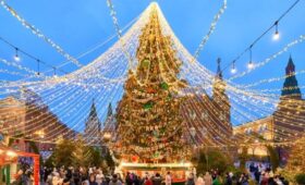 Праздничный маршрут по историческим улицам и 14 площадкам появился в Москве