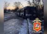 Автобус с 17 пассажирами наехал на ограждение в Подмосковье