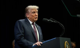 Трамп назвал проблемой ситуацию с коррупцией на Украине