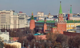 Более 1,1 тысячи ветеранов СВО посетили бесплатные экскурсии по Москве